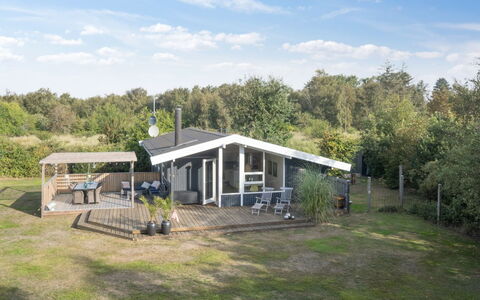 Ilse - 300M from the Sea: Hus, Hjem, Tag, Sommerhus, Land Lot, Estate, Stuehus, Landsby, Farm