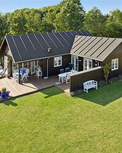 Miika - 100M from the Sea