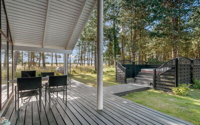 Matine - 800M from the Sea