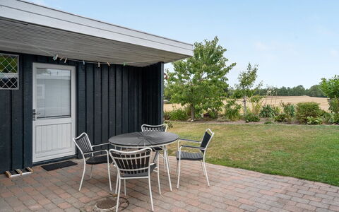 Asya - 600M from the Sea: Træ, Sommerhus, Hårdttræ, Planke, Bejdse, Garden Bygninger, Design, Gård, Bjælkehytte, Backyard