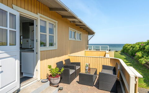 Hwitserk - 5M from the Sea: Boligområde, Tag, Forstad, Indkørsel, Estate, Skorsten