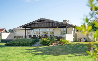 Evald - 200M from the Sea