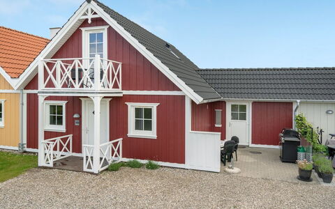 Eike - 250M from the Sea: Plantesamfund, Sollys, Urteagtig Plante, Have, Plantation, Landbrug, Farm