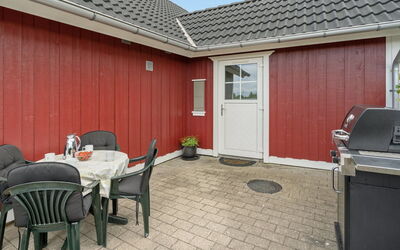 Eike - 250M from the Sea