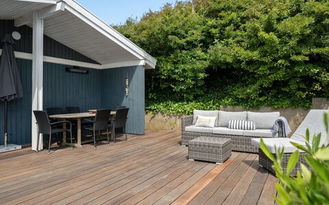 Pellervo - 20M from the Sea: Tag, Hus, Land Lot, Hjem, Sommerhus, Estate, Garden Bygninger, Skygge, Bjælkehytte, Landscaping