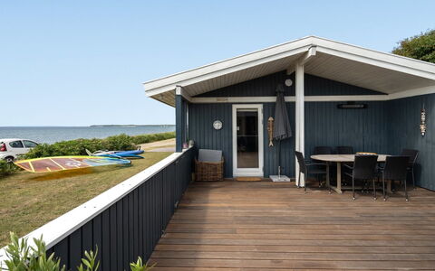 Pellervo - 20M from the Sea: Tag, Hus, Land Lot, Hjem, Sommerhus, Estate, Garden Bygninger, Skygge, Bjælkehytte, Landscaping