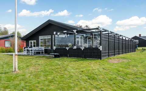 Antti - 350M from the Sea: Plantesamfund, Sollys, Urteagtig Plante, Have, Plantation, Landbrug, Farm