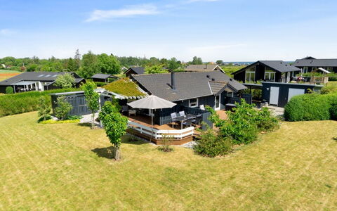 Kulben - 450M from the Sea: Tag, Boligområde, Hus, Hjem, Landskab, Land Lot, Almindeligt, Forstad, Estate, Sommerhus