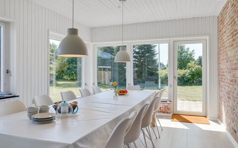 Ilda - 250M from the Sea: Tag, Hus, Hjem, Sommerhus, Sidespor, Estate, Indkørsel, Garden Bygninger, Gård, Skur