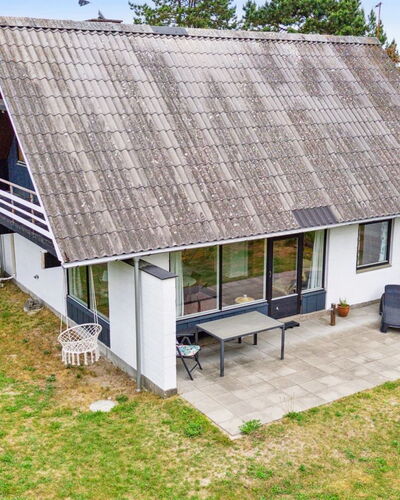 Wiger - 150M from the Sea