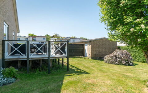 Ambrosius - 75M from the Sea: Tag, Sommerhus, Hjem, Skygge, Sidespor, Stuehus, Veranda, Udendørs Struktur, Garden Bygninger