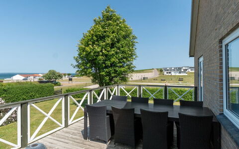 Ambrosius - 75M from the Sea: Plantesamfund, Sollys, Urteagtig Plante, Have, Plantation, Landbrug, Farm