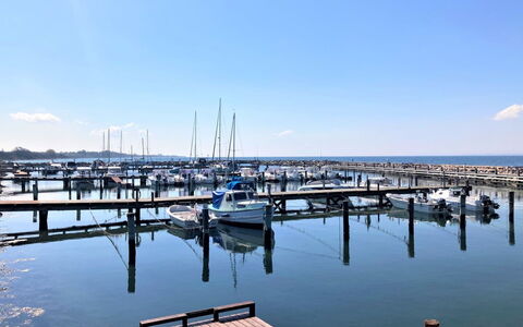 Gytta - 1Km from the Sea: Blå, Båd, Marina, Vandfartøjer, Dok, Havn, Havn, Både Og Sejlsport - Udstyr Og Materiel, Hav