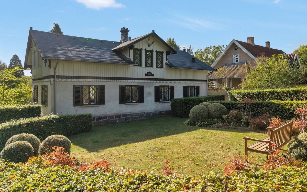 konstantin - 2km From The Sea