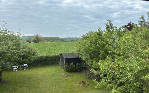 Truels - 2Km from the Sea: Busk, Have, Land Lot, Lawn, Backyard, Landscaping, Gård, Eng, Skygge