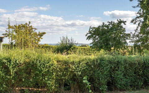 Annelore - 400M from the Sea: Tag, Hus, Hjem, Sommerhus, Sidespor, Estate, Indkørsel, Garden Bygninger, Gård, Skur