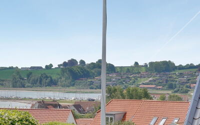 Albantine - 150M from the Sea