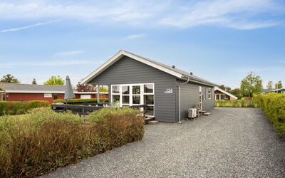 Elvina - 200M from the Sea