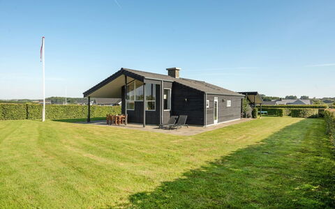 Myrte - 500M from the Sea: Hus, Tag, Hjem, Sommerhus, Estate, Stuehus, Villa, Veranda, Sidespor