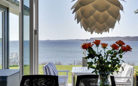 Lander - 20M from the Sea: Tag, Hus, Hjem, Sommerhus, Sidespor, Estate, Indkørsel, Garden Bygninger, Gård, Skur