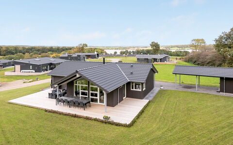 Rathulf - 500M from the Sea: Plantesamfund, Sollys, Urteagtig Plante, Have, Plantation, Landbrug, Farm