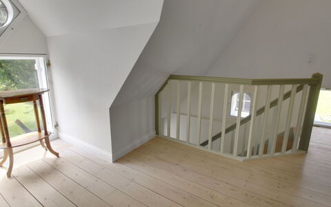 Ingulf - 18Km from the Sea: Blå, Busk, Sommerhus, Bunddække, Have, Estate, Skygge, Landscaping, Stuehus, Eco Hotel