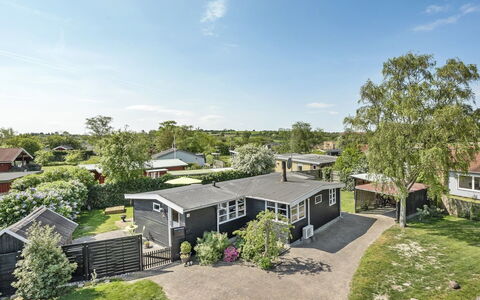 Tyyni - 75M from the Sea: Tag, Hus, Hjem, Sommerhus, Sidespor, Estate, Indkørsel, Garden Bygninger, Gård, Skur