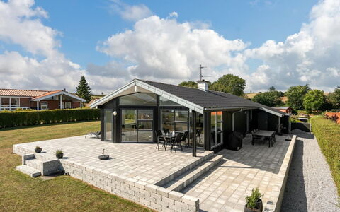 Beowulf - 200M from the Sea: Plantesamfund, Sollys, Urteagtig Plante, Have, Plantation, Landbrug, Farm