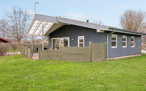 Flete - 200M from the Sea: Plantesamfund, Sollys, Urteagtig Plante, Have, Plantation, Landbrug, Farm