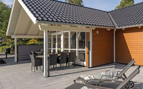 Hellena - 90M from the Sea: Arkitektur, Tag, Hjem, Kompositmateriale, Dagslys, Sidespor, Indkørsel