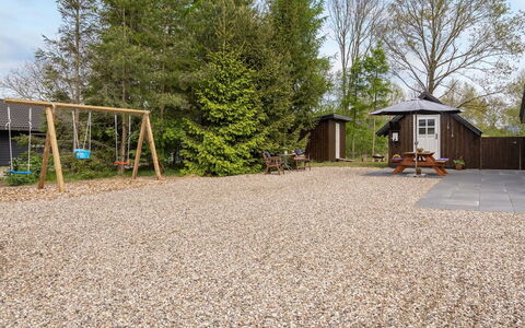 Kea - 30Km from the Sea: Sommerhus, Indkørsel, Have, Gård, Landscaping, Skygge, Backyard, Garden Bygninger