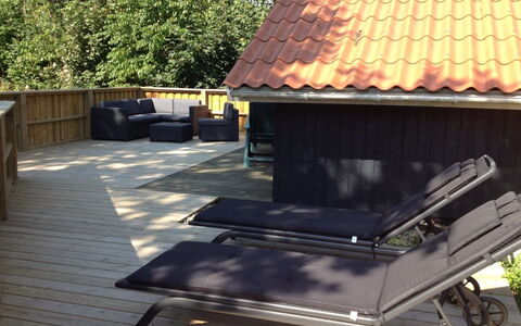 Carlotta - 12Km from the Sea: Tag, Hus, Land Lot, Hjem, Sommerhus, Estate, Garden Bygninger, Skygge, Bjælkehytte, Landscaping