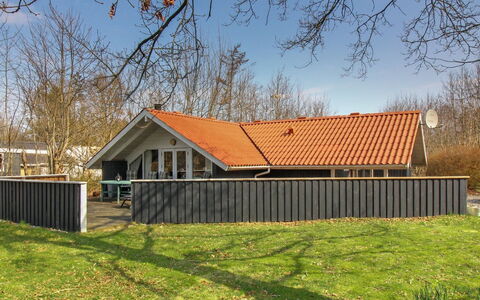 Carlotta - 12Km from the Sea: Tag, Hus, Land Lot, Hjem, Sommerhus, Estate, Garden Bygninger, Skygge, Bjælkehytte, Landscaping