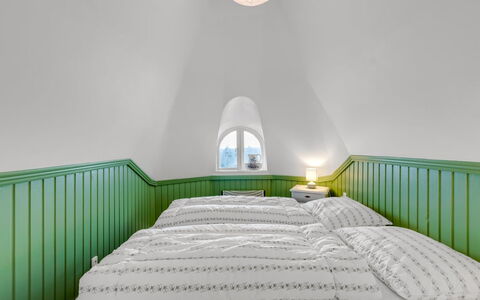 Analia - from the Sea: Indretning, Gulvbelægning, Loft, Etage, Soveværelse, Møbel, Seng, Værelse, Bed Frame, Sengetøj