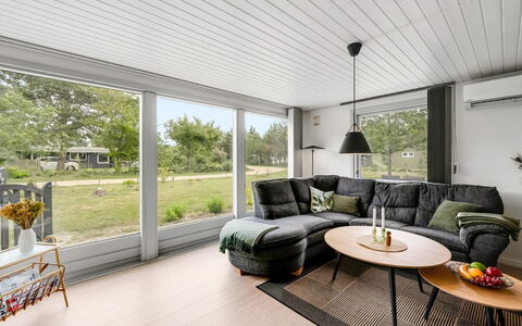 Embla - 500M to the Fjord: Plantesamfund, Sollys, Urteagtig Plante, Have, Plantation, Landbrug, Farm