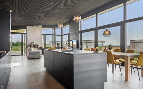 Anelle - 500M from the Sea: Køkken, Indretning, Gulvbelægning, Møbel, Countertop, Loft, Etage, Cabinetry, Lysarmatur, Husholdningsapparat