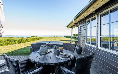 Orsa - 80M from the Sea: Plantesamfund, Sollys, Urteagtig Plante, Have, Plantation, Landbrug, Farm