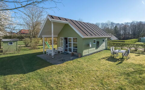 Terese - 45Km from the Sea: Plantesamfund, Sollys, Urteagtig Plante, Have, Plantation, Landbrug, Farm