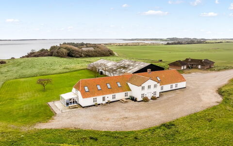 Thorge - 75M to the Fjord: Hus, Hjem, Tag, Sommerhus, Landskab, Almindeligt, Land Lot, Estate, Landdistrikt, Stuehus