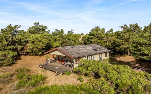 Atreju - 2Km from the Sea: Sommerhus, Hjem, Hus, Tag, Veranda, Estate, Sidespor, Garden Bygninger, Stuehus, Gård