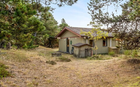 Atreju - 2Km from the Sea: Sommerhus, Hjem, Hus, Tag, Veranda, Estate, Sidespor, Garden Bygninger, Stuehus, Gård