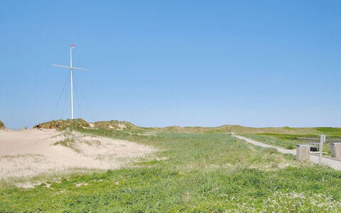 Eleen - 100M to the Fjord: Tag, Hus, Land Lot, Hjem, Sommerhus, Estate, Garden Bygninger, Skygge, Bjælkehytte, Landscaping