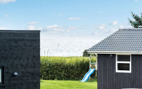 Alboldus - 250M to the Fjord: Boligområde, Tag, Forstad, Indkørsel, Estate, Skorsten
