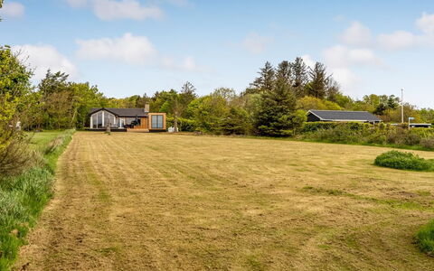 Bendet - 50M to the Fjord: Græs, Græs-, Almindeligt, Hus, Landdistrikt, Landskab, Land Lot, Hjem, Sommerhus