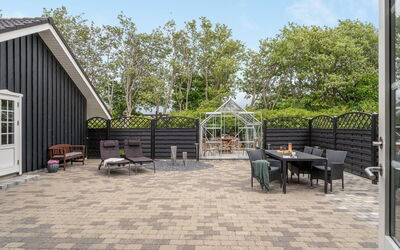 Regnwald - 400M to the Fjord