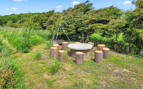 Imilie - 250M to the Fjord: Tag, Hus, Land Lot, Hjem, Sommerhus, Estate, Garden Bygninger, Skygge, Bjælkehytte, Landscaping