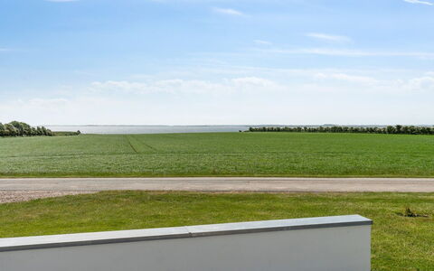 Imilie - 250M to the Fjord: Tag, Hus, Land Lot, Hjem, Sommerhus, Estate, Garden Bygninger, Skygge, Bjælkehytte, Landscaping