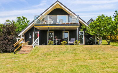 Rawald - 200M from the Sea