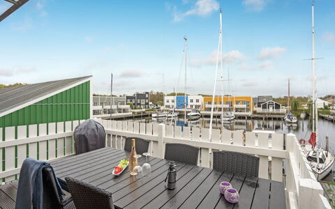Tyyne - 5M from the Sea: Tækning, Sommerhus, Hus, Tag, Hjem, Stuehus, Hytte, Estate, Landsby