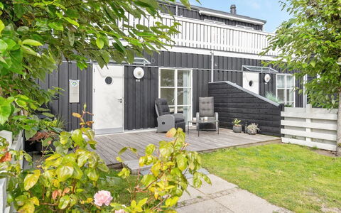 Venild - 5M from the Sea: Tag, Hus, Hjem, Sommerhus, Sidespor, Estate, Indkørsel, Garden Bygninger, Gård, Skur